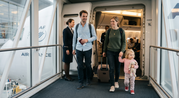 Famille avec enfant en bas age